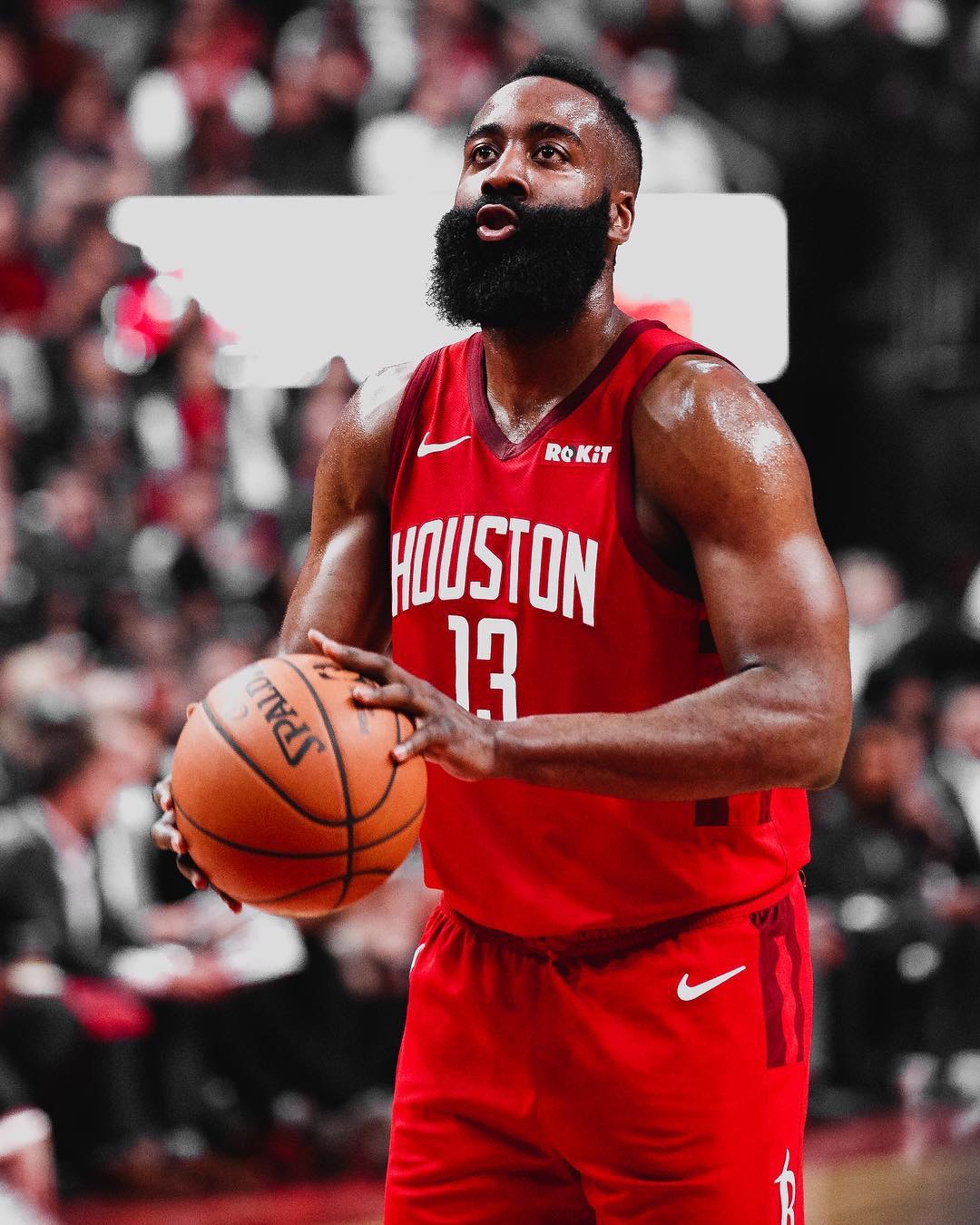 步行者快节奏比赛观赏性十足（步行者高速节奏，观赏度拉满）