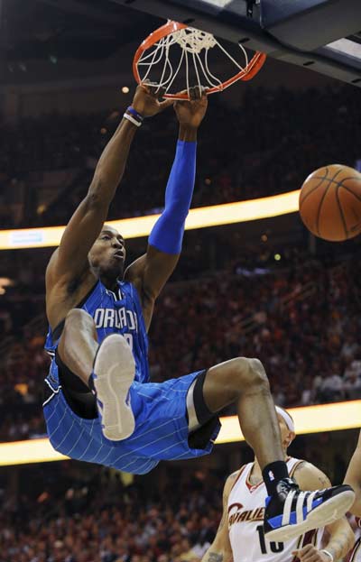 记者：莱万特已拒绝莫斯科中央陆军为埃永开出的3000万欧报价（记者：莫斯科中央陆军3000万欧求购埃永遭莱万特拒绝）