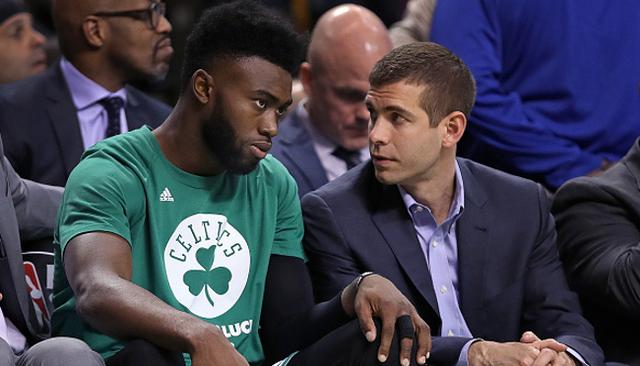 复出空砍39分！库里：我找回了状态 斯宾塞令我想起老队友杰克（复出39分仍难救主 库里：状态回来了 斯宾塞让我想起老队友杰克）